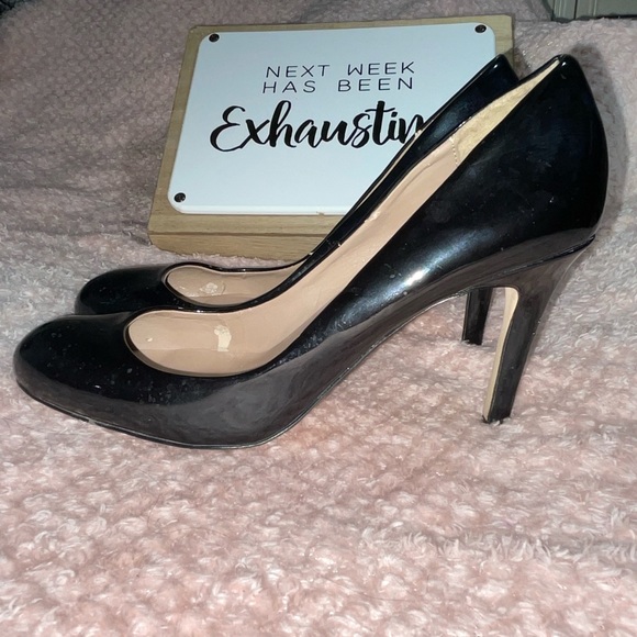 Ann Taylor heels defective - Picture 2 of 5